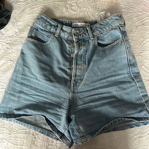 Zara Shorts